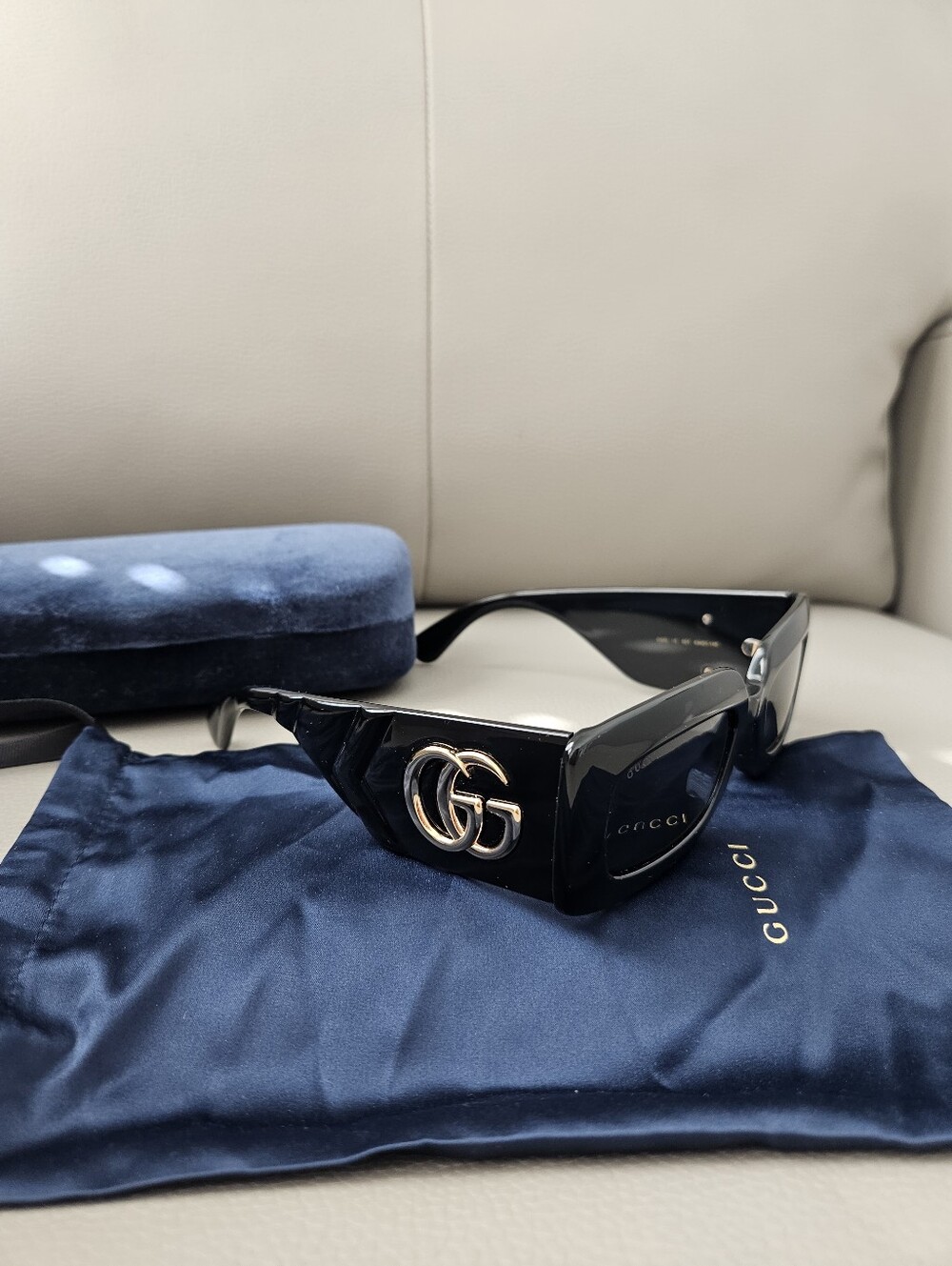 Gucci oversized rectangular acetate sunglasses